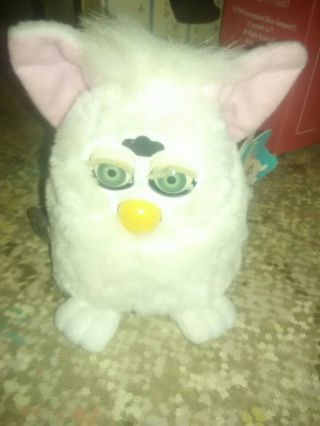 1999 Furby Babies White & Pink Model 70 - 940 With Tags