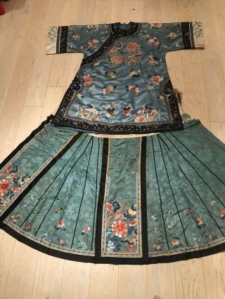 Antique Chinese Qing Dynasty Silk Embroidery Lady 