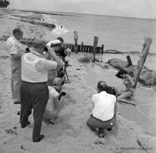 Bettie Page Rare 1954 Camera Negative Bunny Yeager Estate Behind The Scenes View